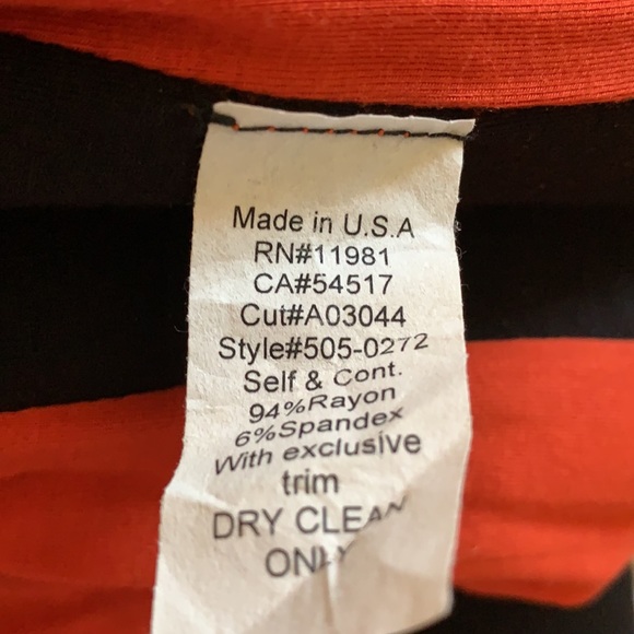 B44 Color Block Dress - Picture 4 of 4